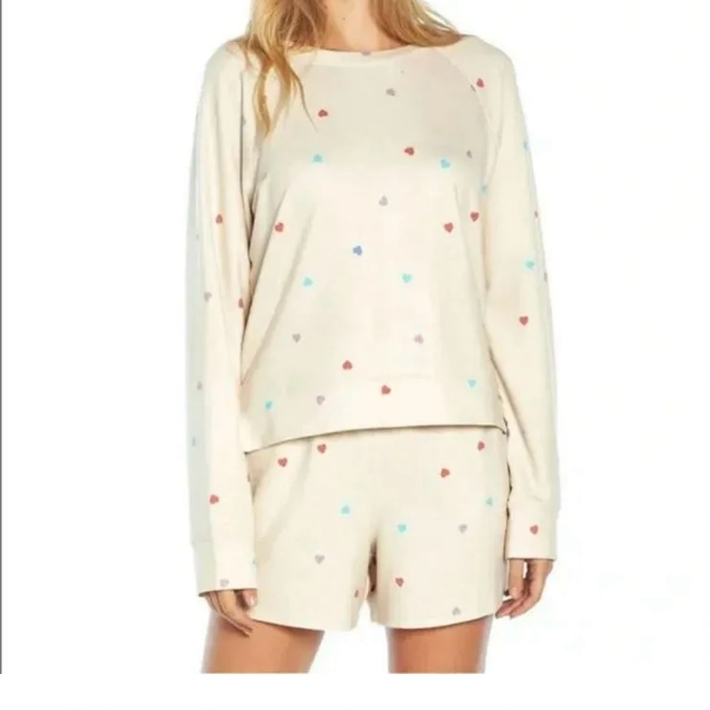Wild Fox ($126 MSRP) Cream Heart Print Pajama or Loungewear Set